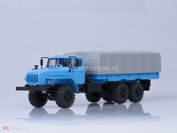 УРАЛ-4320-0911 бортовой с тентом (длиннобазный, база 4555 мм).jpg