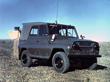 uaz-469_rh.jpg