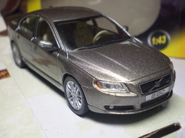 VOLVO S 80.jpg