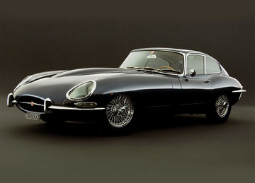 1961_cars_jaguar_e_type_series1_fhc.jpg