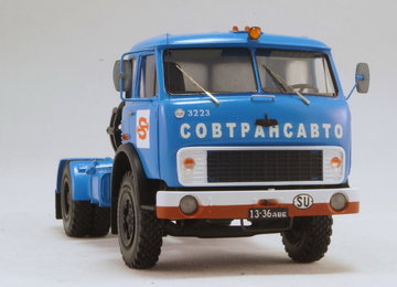 МАЗ-504В (1977).jpg