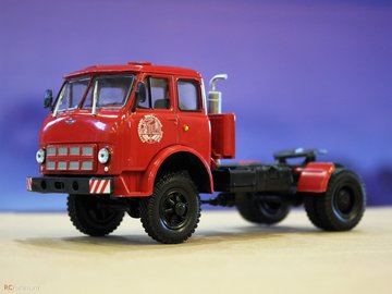 МАЗ-508В (4х4) 1970 тягач.JPG