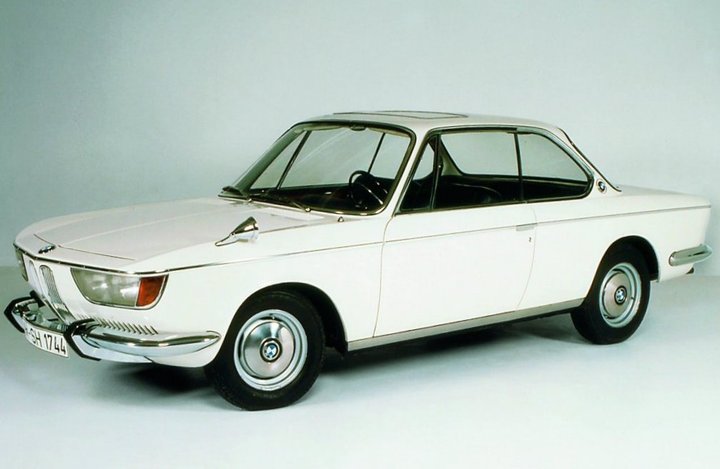 bmw_2000_cs_coupe_side_view.jpg