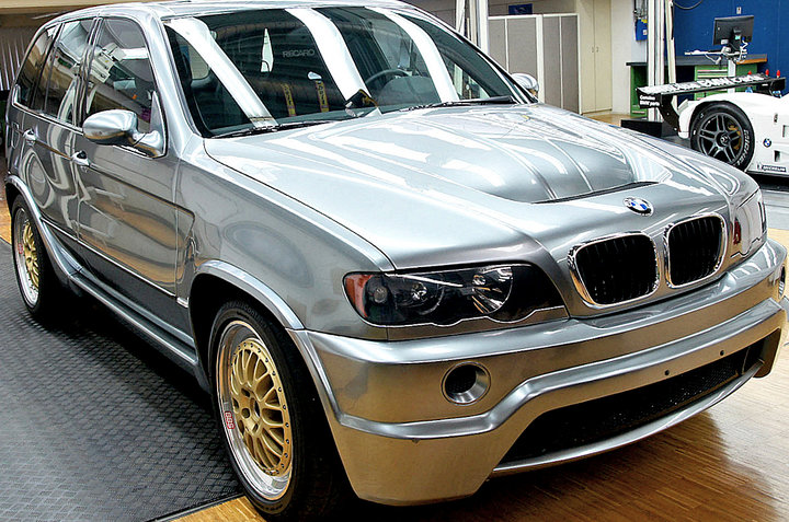 bmw_x5__le_mans_front_side_view.jpg