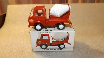 Vintage-R-Gang-Ruff-Road-Riders-Mini-Trucks (2).jpg