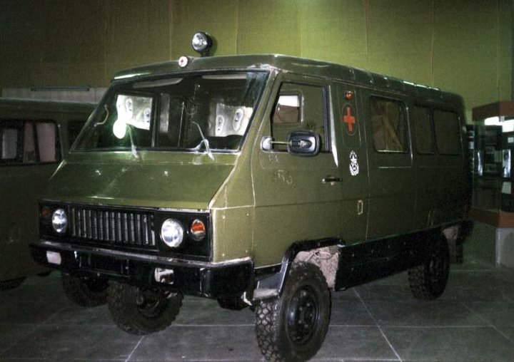 UAZ3972.jpg