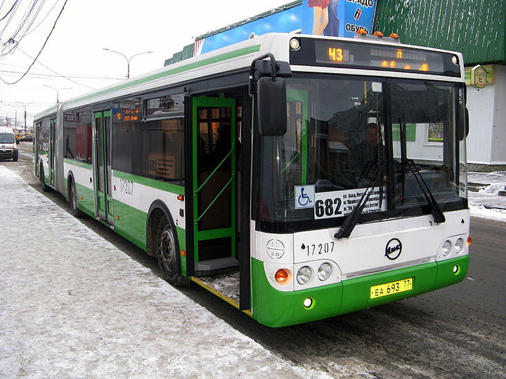 Liaz6213_2.jpg