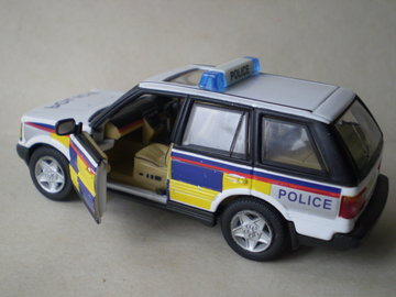 RangeRover Police2.jpg