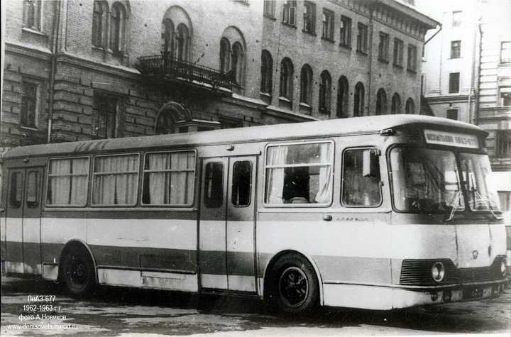 LIAZ677_3.jpg