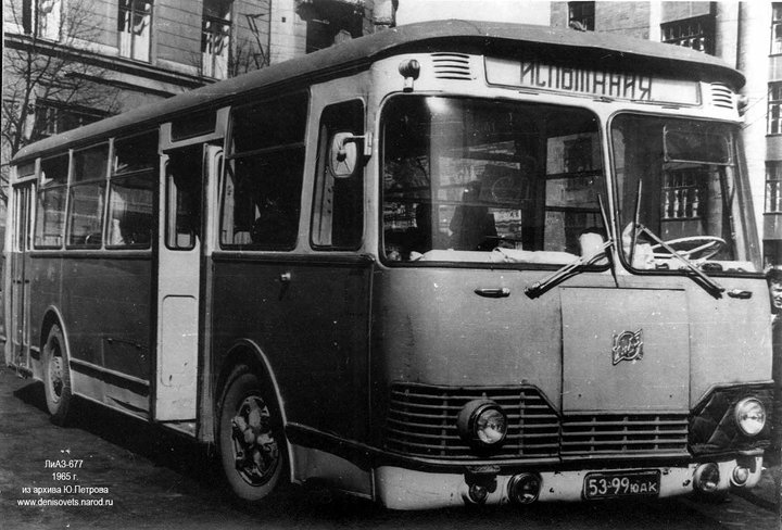 LIAZ677_8.jpg