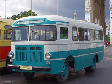 Moscow_museum_bus_RAF_(9696360756).jpg