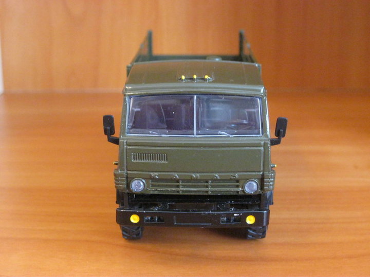 КамАЗ 43101-028.<br />Виробник - &quot;Элекон&quot;, Казань (Росія).<br />Масштаб 1:43.