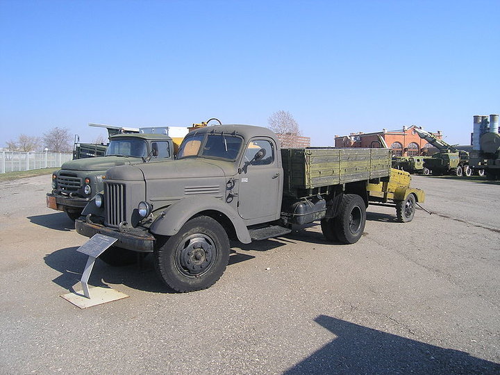 ZiL164_1.JPG