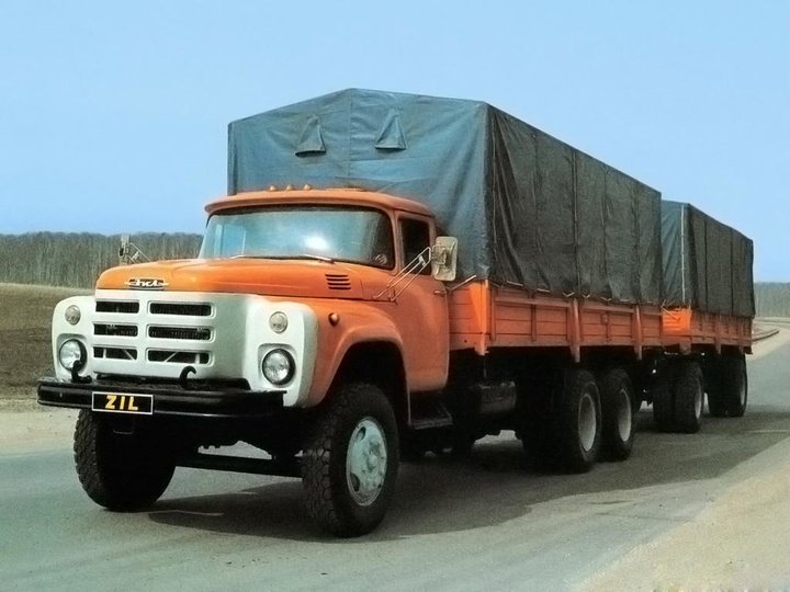 ZIL133GYA_1.jpg