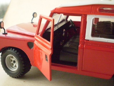 Land Rover seriesII-4.jpg