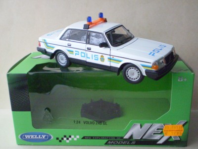 Volvo 240GL-2.jpg