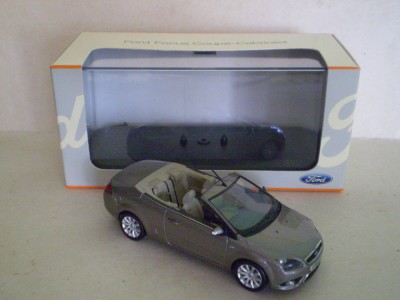 Ford Focus coupe-cabriolet1.jpg