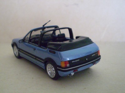 Peugeot 205 cabriolet4.jpg