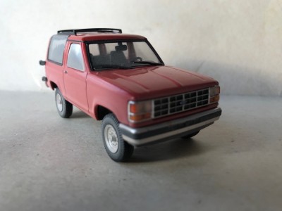 Ford Bronco II-2.jpg