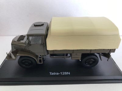 Tatra 128N-3.jpg