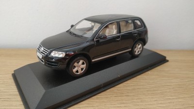 VW Touareg 2002-7.jpg