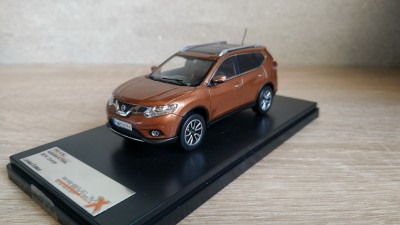 Nissan X-Trail 2014-2.jpg