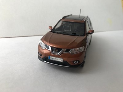 Nissan X-Trail 2014-4.jpg