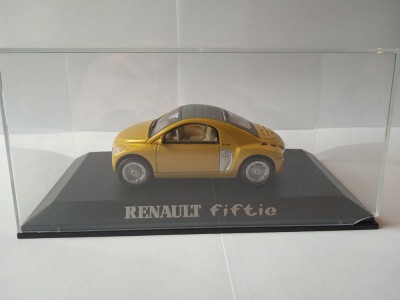 Renault Fiftie1.jpg