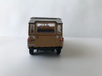 Land Rover series II-6.jpg
