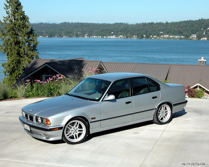 BMW-M5_E34-foto_b66042.jpg