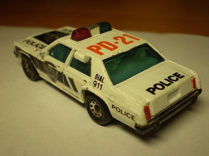 FORD police  zad.jpg