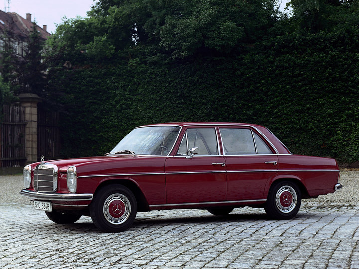 mercedes-benz_200.jpg