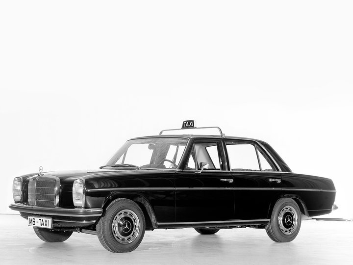 mercedes-benz_e-klasse_taxi.jpg