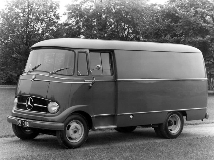 mercedes-benz_transporter_van_2.jpg