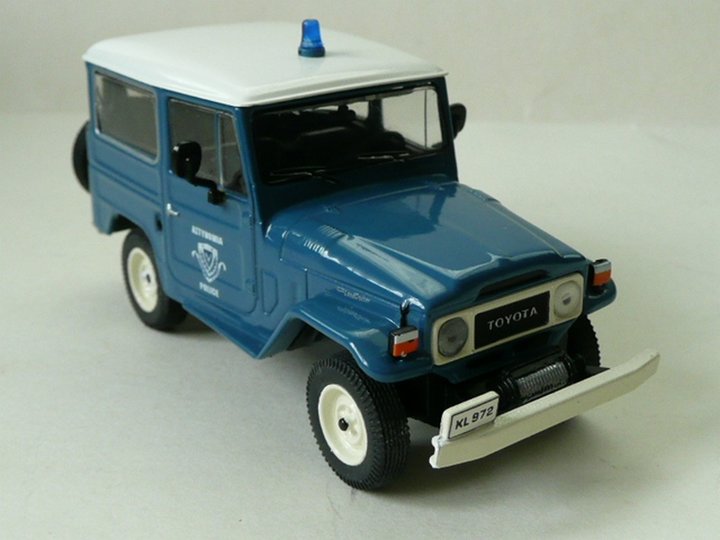 TOYOTA-FJ-40.jpg