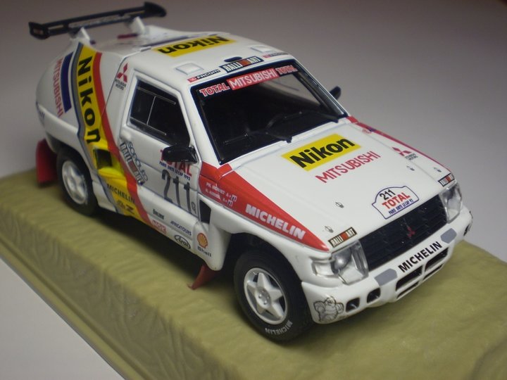 MITSUBISHI WRC 211.jpg