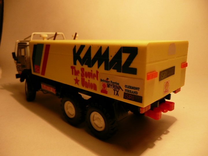 KAMAZ-503 pov zad.jpg