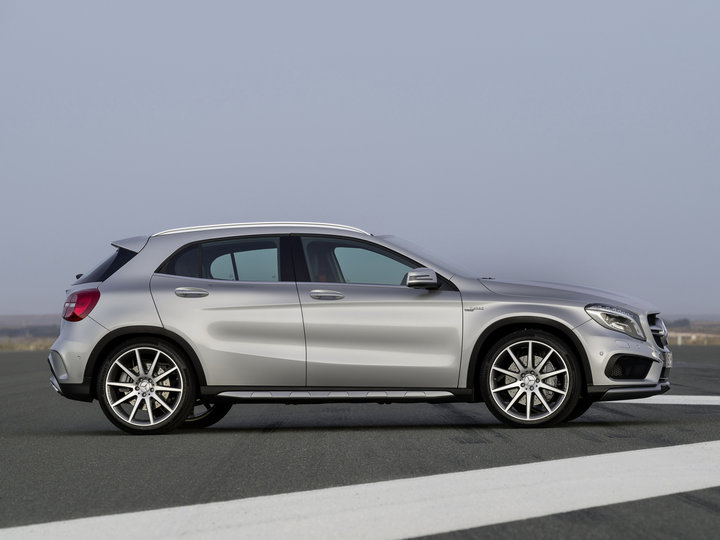 099 Mercedes-Benz GLA 45 AMG (X156) '2014.jpg