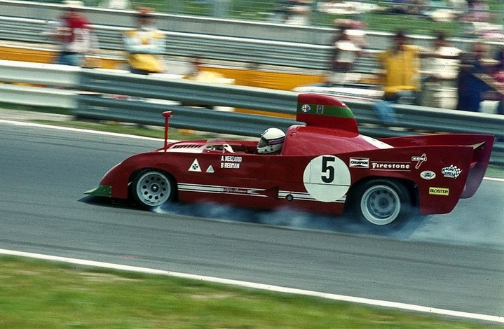 Брайн Редман за рулём Alfa Romeo 33 TT 12