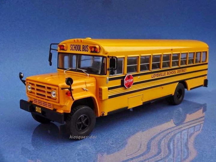 №10 GMC S 6000 School bus 1969.jpg