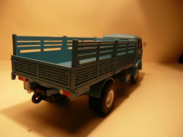 MAZ-5335-4.jpg