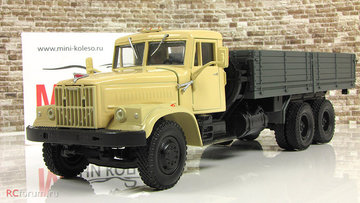 КрАЗ-257Б (1969-1977).jpg