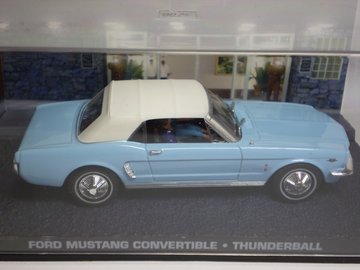 FORD MUSTANG dax box.jpg