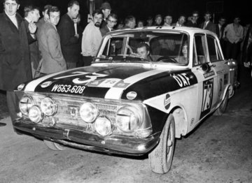 moskvich-412_rally_group_b_4.jpg