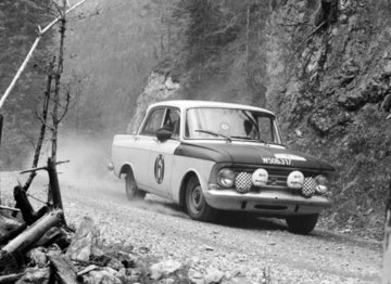 moskvich-412_rally_group_b_5.jpg