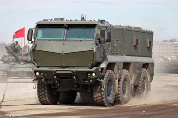 kamaz_63698_tajfun_01.jpg