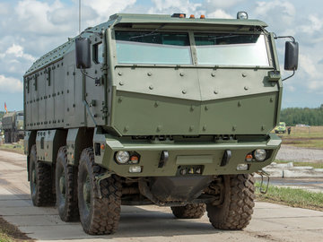 kamaz_63698_tajfun_10.jpg