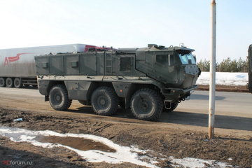 kamaz_63698_tajfun_11.jpg