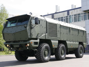 kamaz_63698_tajfun_12.jpg