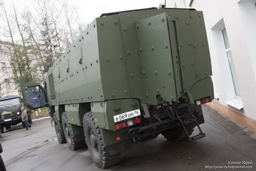 kamaz_63698_tajfun_07.jpg